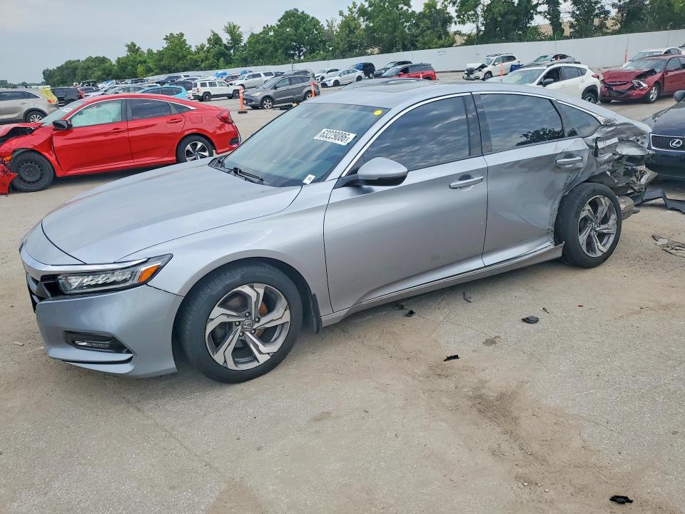 63229086 :رقم المزاد ، 1HGCV1F56JA121233 vin ، 2018 Honda Accord مزاد بيع