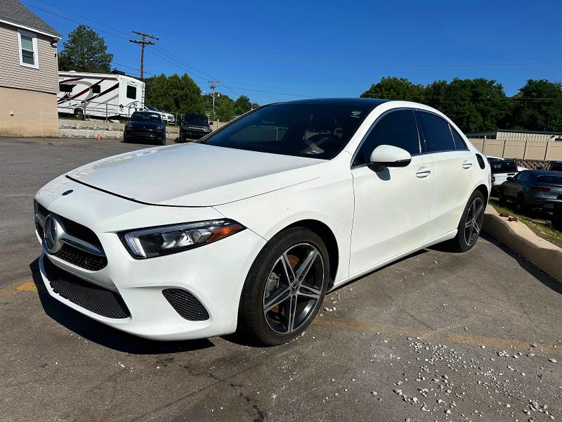 2019 Mercedes-benz A მანქანა იყიდება აუქციონზე, vin: WDD3G4EB2KW034599, აუქციონის ნომერი: 61283176