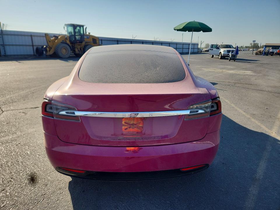 67289606 :رقم المزاد ، 5YJSA1E17HF206538 vin ، 2017 Tesla Model S مزاد بيع