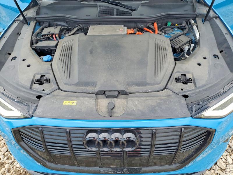 2019 Audi E-tron მანქანა იყიდება აუქციონზე, vin: WA1VABGE2KB012474, აუქციონის ნომერი: 63671626