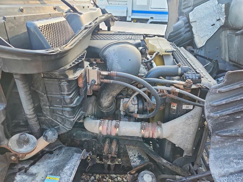 66001196 :رقم المزاد ، 1FUBGBDV2HLHH2362 vin ، 2017 Freightliner Cascadia 113 مزاد بيع