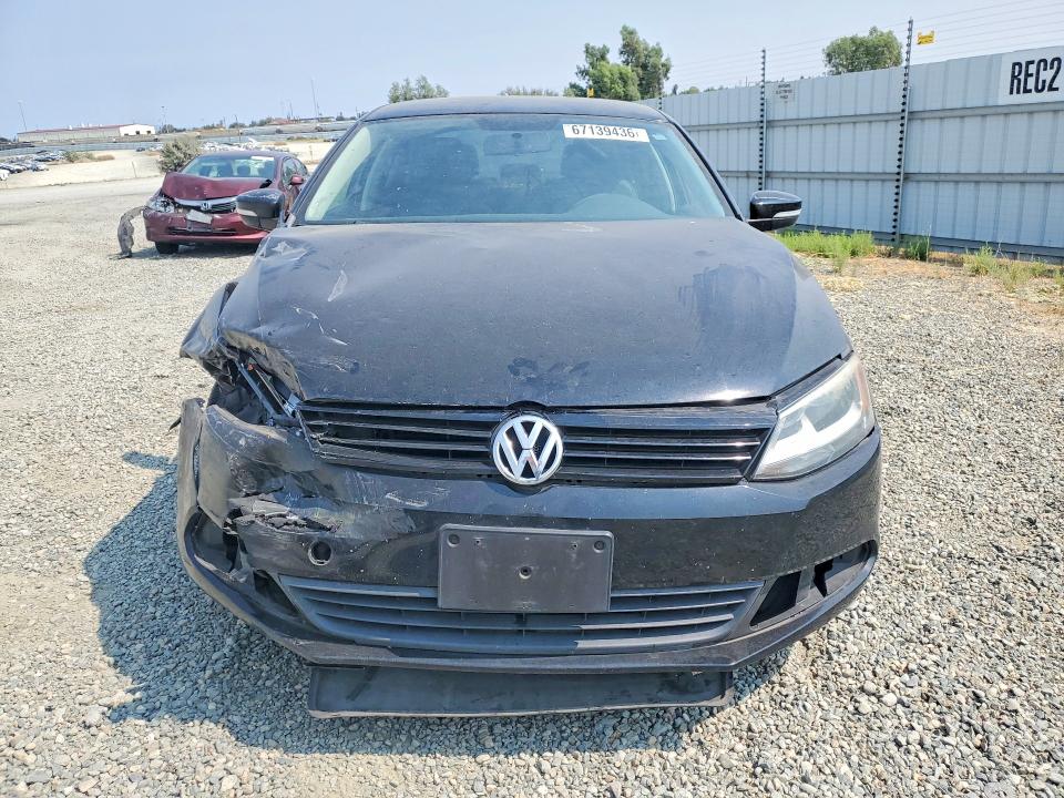 67139436 :رقم المزاد ، 3VWDP7AJ3CM413140 vin ، 2012 Volkswagen Jetta مزاد بيع