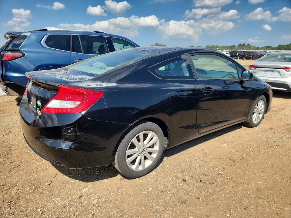 2012 Honda Civic მანქანა იყიდება აუქციონზე, vin: 2HGFG3B8XCH508827, აუქციონის ნომერი: 63252326
