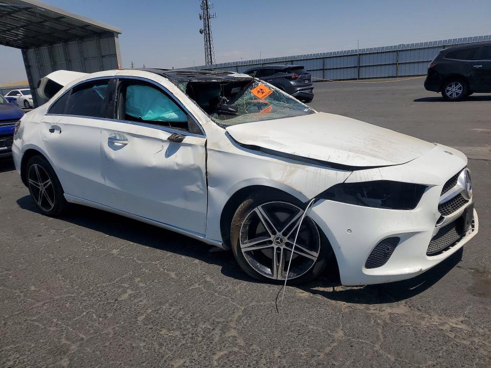 Продаж на аукціоні авто 2022 Mercedes-benz A, vin: W1K3G4EB2NJ365233, номер лоту: 63444726
