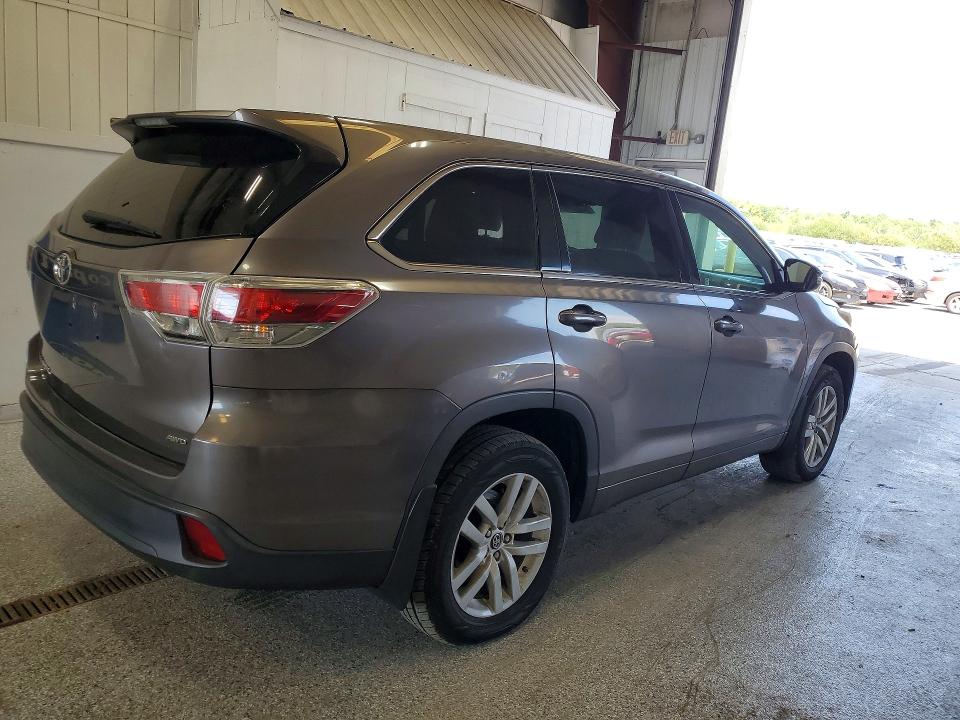 Продаж на аукціоні авто 2016 Toyota Highlander, vin: 5TDBKRFH2GS340035, номер лоту: 63871696