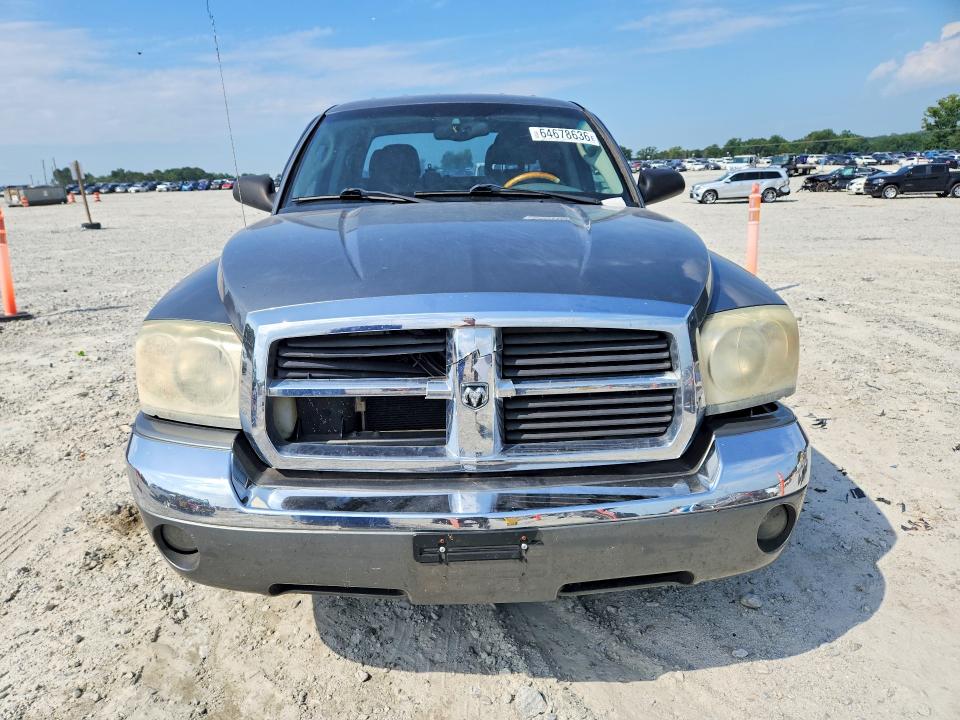 64678636 :رقم المزاد ، 1D7HE58N15S133093 vin ، 2005 Dodge Dakota مزاد بيع