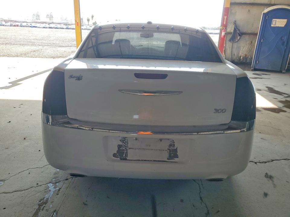 2014 Chrysler 300 მანქანა იყიდება აუქციონზე, vin: 2C3CCAAG2EH169658, აუქციონის ნომერი: 64445026