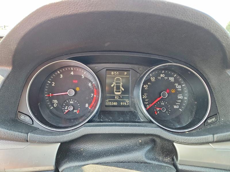 64653036 :رقم المزاد ، 1VWAT7A38HC020260 vin ، 2017 Volkswagen Passat مزاد بيع
