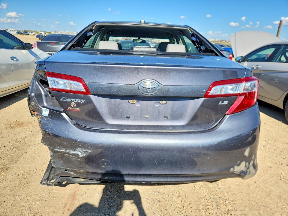 65463306 :رقم المزاد ، 4T1BF1FK3EU428002 vin ، 2014 Toyota Camry مزاد بيع