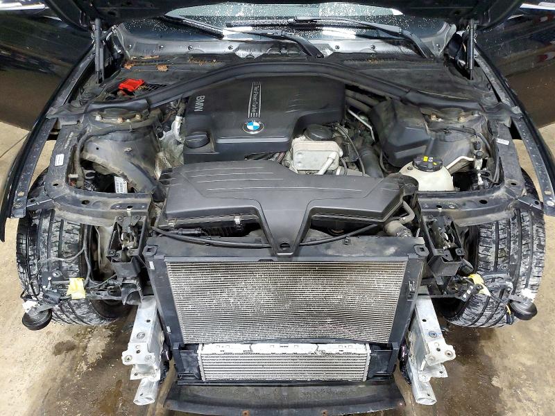 64219206 :رقم المزاد ، WBA8E3G54GNT75892 vin ، 2016 Bmw 328 مزاد بيع