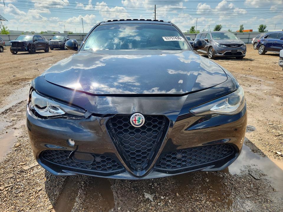 Продаж на аукціоні авто 2017 Alfa Romeo Giulia, vin: ZARFAEEN7H7556310, номер лоту: 63797436