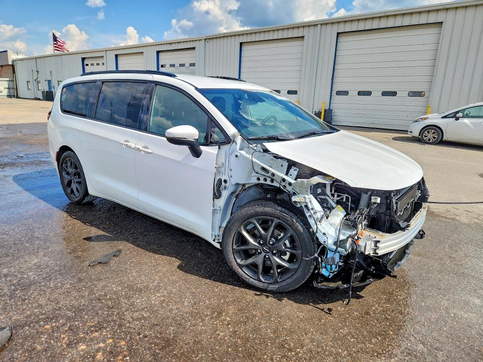 64656966 :رقم المزاد ، 2C4RC1BG3PR513015 vin ، 2023 Chrysler Pacifica مزاد بيع