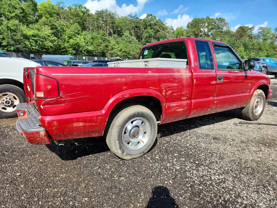 65401596 :رقم المزاد ، 1GTCS1958Y8286284 vin ، 2000 Gmc Sonoma مزاد بيع