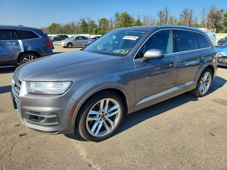 2018 Audi Q7 მანქანა იყიდება აუქციონზე, vin: WA1VAAF76JD024742, აუქციონის ნომერი: 64447116