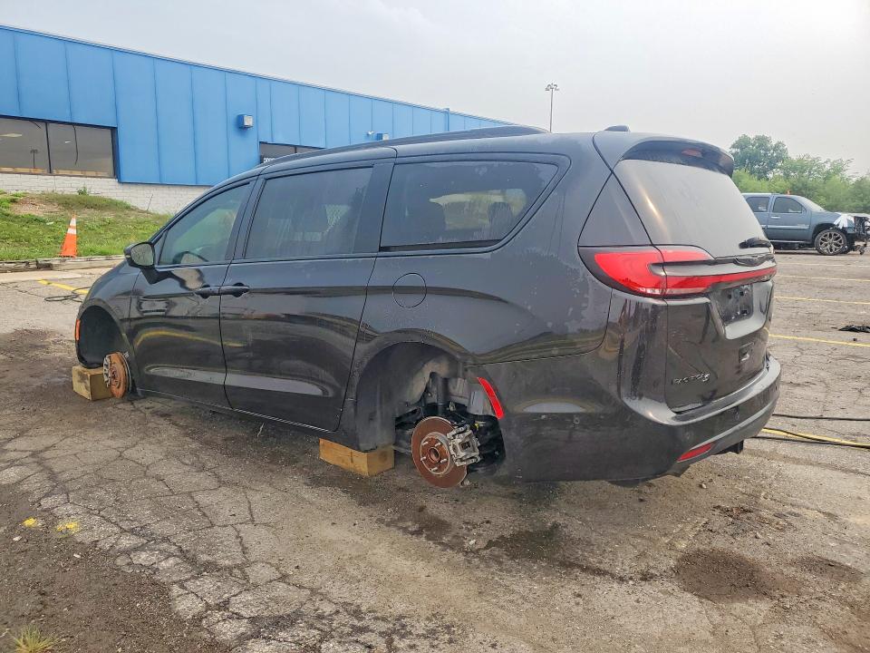 64452786 :رقم المزاد ، 2C4RC1BGXMR560957 vin ، 2021 Chrysler Pacifica مزاد بيع