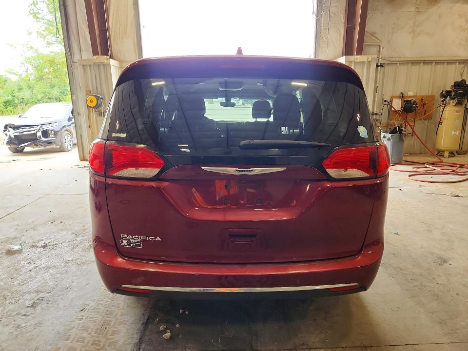Aukcja sprzedaży 2019 Chrysler Pacifica, vin: 2C4RC1FGXKR550890, numer aukcji: 64068076