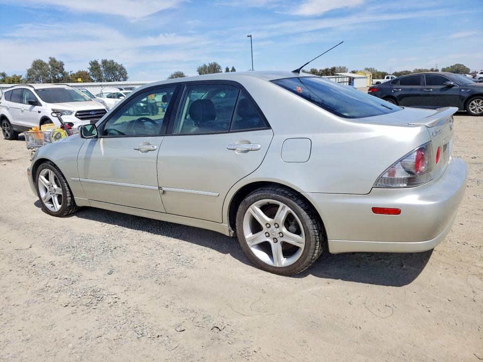 65729826 :رقم المزاد ، JTHBD192340091521 vin ، 2004 Lexus Is مزاد بيع