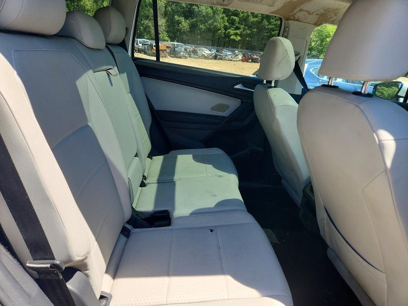 63883966 :رقم المزاد ، 3VV2B7AX5KM145513 vin ، 2019 Volkswagen Tiguan مزاد بيع