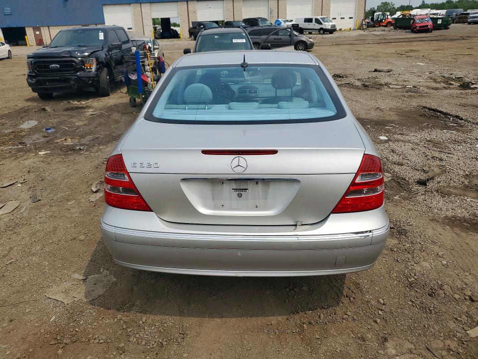 64958796 :رقم المزاد ، WDBUF65J84A436629 vin ، 2004 Mercedes-benz E مزاد بيع