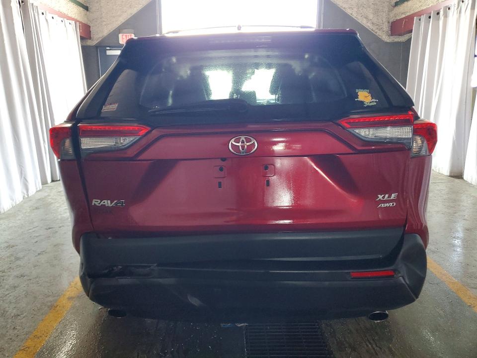 2021 Toyota Rav4 მანქანა იყიდება აუქციონზე, vin: 2T3A1RFV3MW203202, აუქციონის ნომერი: 63780426