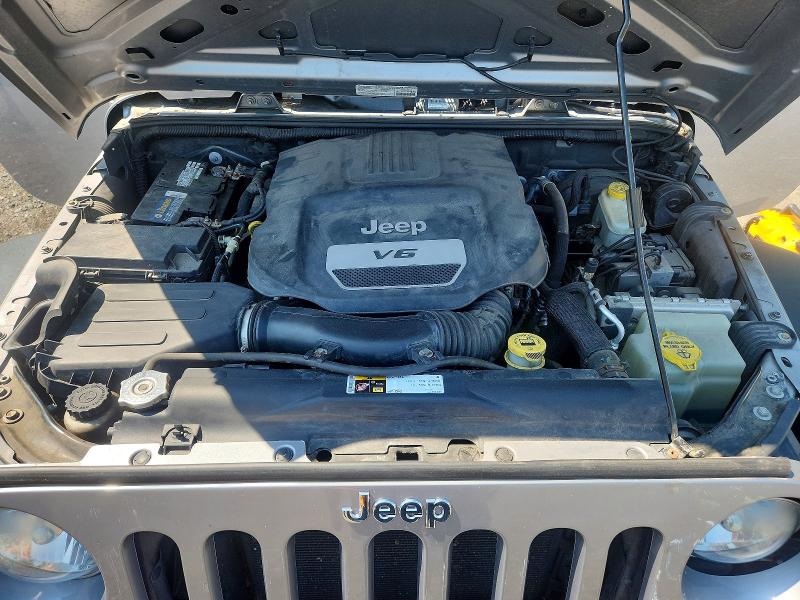 2014 Jeep Wrangler Unlimited მანქანა იყიდება აუქციონზე, vin: 1C4BJWDG7EL120352, აუქციონის ნომერი: 64046836