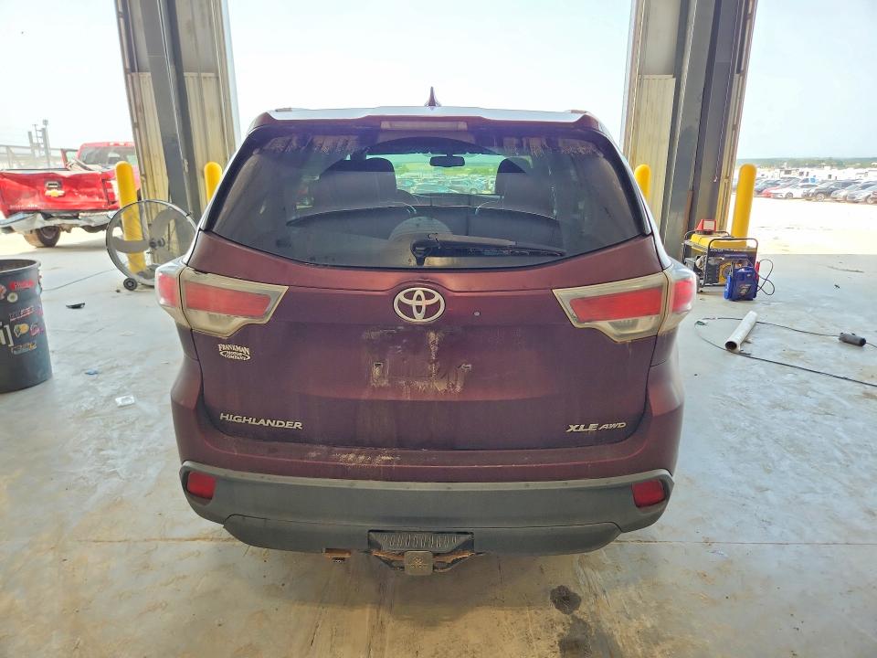 2016 Toyota Highlander მანქანა იყიდება აუქციონზე, vin: 5TDJKRFH6GS275122, აუქციონის ნომერი: 62796176
