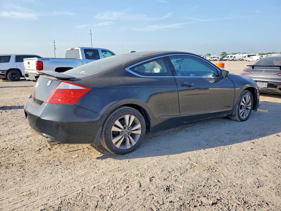 2010 Honda Accord მანქანა იყიდება აუქციონზე, vin: 1HGCS1B8XAA005400, აუქციონის ნომერი: 66033256