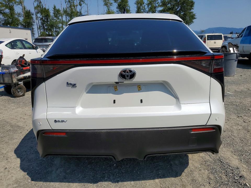 61612086 :رقم المزاد ، JTMBCAEBXTJ000294 vin ، 2026 Toyota Bz مزاد بيع