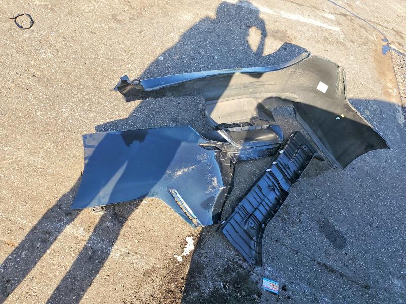 66936116 :رقم المزاد ، 4T1B11HK1JU583587 vin ، 2018 Toyota Camry مزاد بيع
