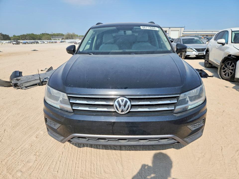 Продаж на аукціоні авто 2018 Volkswagen Tiguan, vin: 3VV1B7AX6JM064675, номер лоту: 66713666
