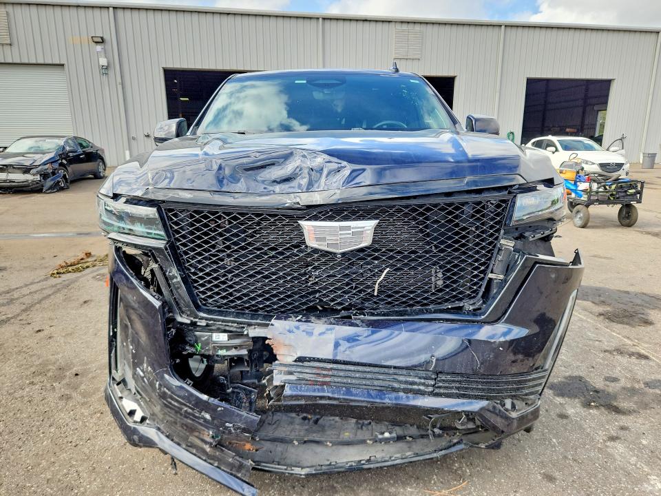 63585996 :رقم المزاد ، 1GYS4RKL5MR226460 vin ، 2021 Cadillac Escalade مزاد بيع
