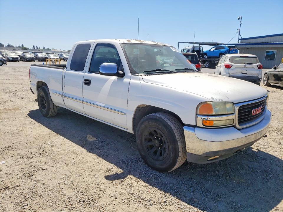 66974426 :رقم المزاد ، 2GTEC19V821390080 vin ، 2002 Gmc New Sierra مزاد بيع