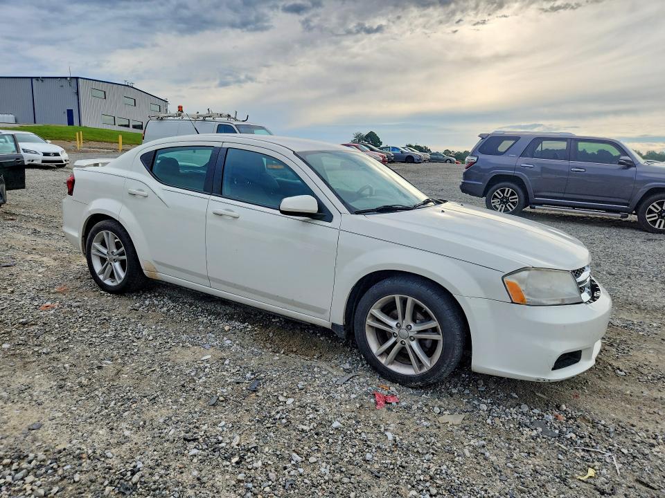 2011 Dodge Avenger მანქანა იყიდება აუქციონზე, vin: 1B3BD1FG2BN517086, აუქციონის ნომერი: 63923416