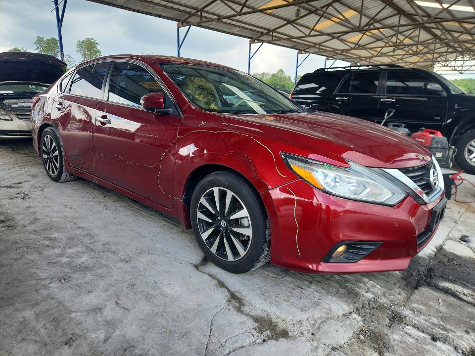 Продаж на аукціоні авто 2018 Nissan Altima, vin: 1N4AL3AP1JC223257, номер лоту: 63930686