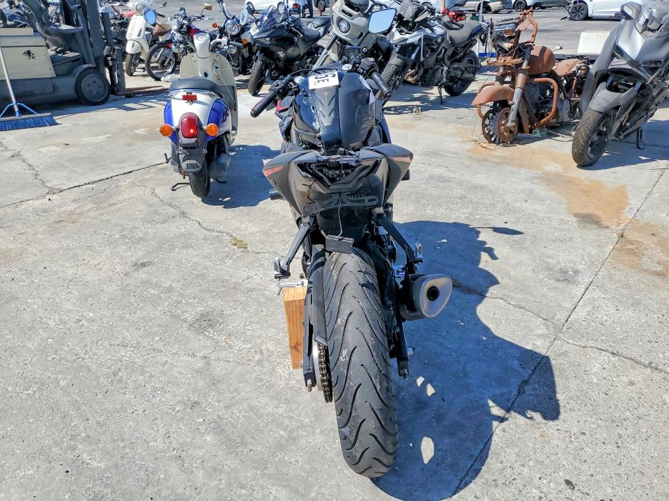 Продажа на аукционе авто 2017 Yamaha Yzfr3, vin: MH3RH15Y6HK003393, номер лота: 65912646