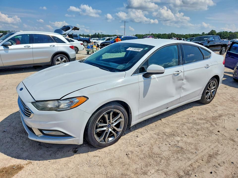 Auction sale of the 2017 Ford Fusion, vin: 3FA6P0HD2HR347165, lot number: 67030386