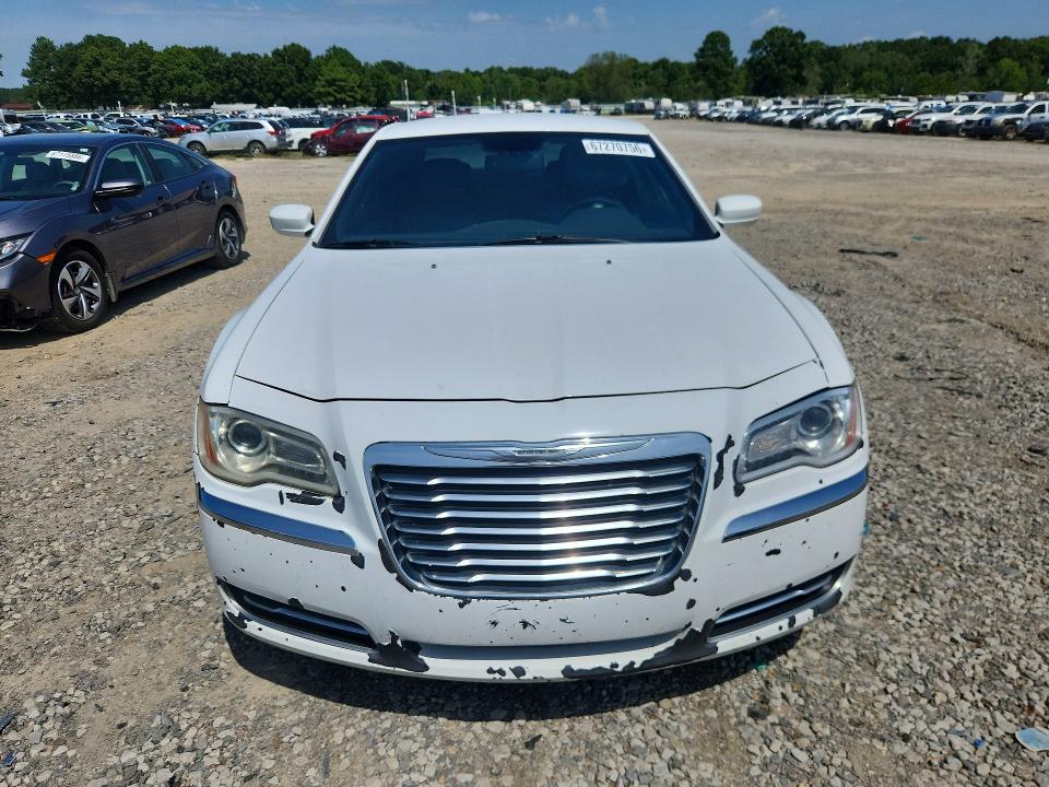 2013 Chrysler 300 მანქანა იყიდება აუქციონზე, vin: 2C3CCAAG5DH544702, აუქციონის ნომერი: 67270756