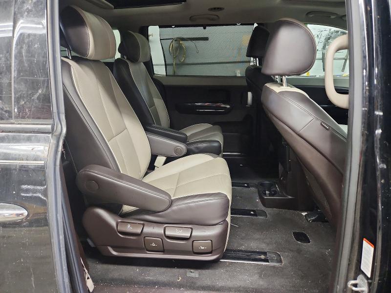 66199976 :رقم المزاد ، KNDME5C17H6278973 vin ، 2017 Kia Sedona مزاد بيع