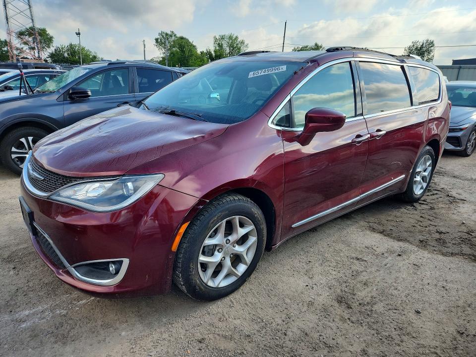 65749996 :رقم المزاد ، 2C4RC1EG2HR526089 vin ، 2017 Chrysler Pacifica مزاد بيع
