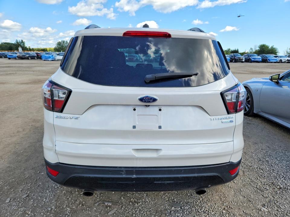 63548956 :رقم المزاد ، 1FMCU9J98HUE78654 vin ، 2017 Ford Escape مزاد بيع