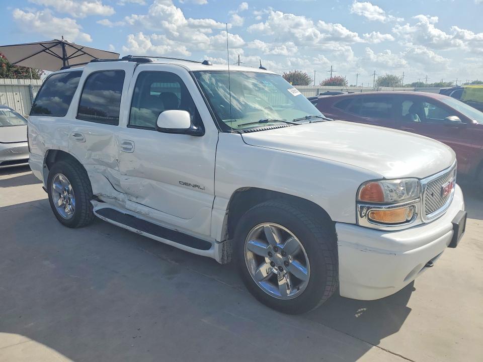 64569686 :رقم المزاد ، 1GKEK63U54J273067 vin ، 2004 Gmc Yukon مزاد بيع