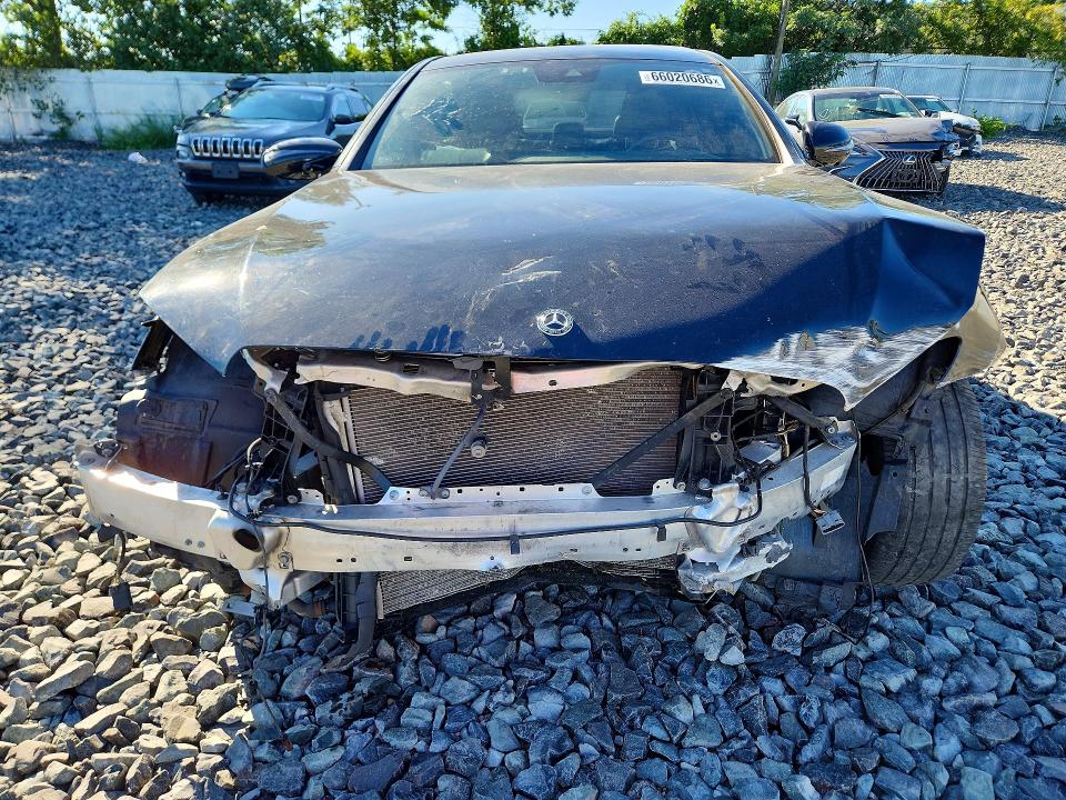 66020686 :رقم المزاد ، WDDZF4KBXKA557402 vin ، 2019 Mercedes-benz E مزاد بيع
