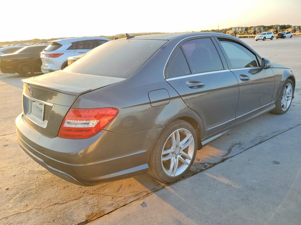 Aukcja sprzedaży 2013 Mercedes-benz C, vin: WDDGF4HB4DR300853, numer aukcji: 66963336