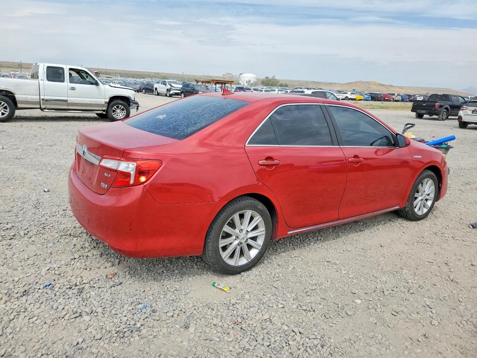 2012 Toyota Camry Hybrid მანქანა იყიდება აუქციონზე, vin: 4T1BD1FK8CU008643, აუქციონის ნომერი: 64666426