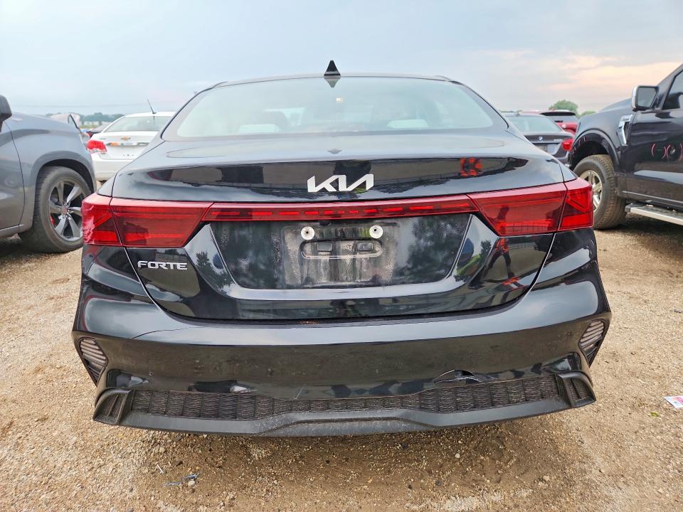 2022 Kia Forte მანქანა იყიდება აუქციონზე, vin: 3KPF24AD9NE481832, აუქციონის ნომერი: 64097916
