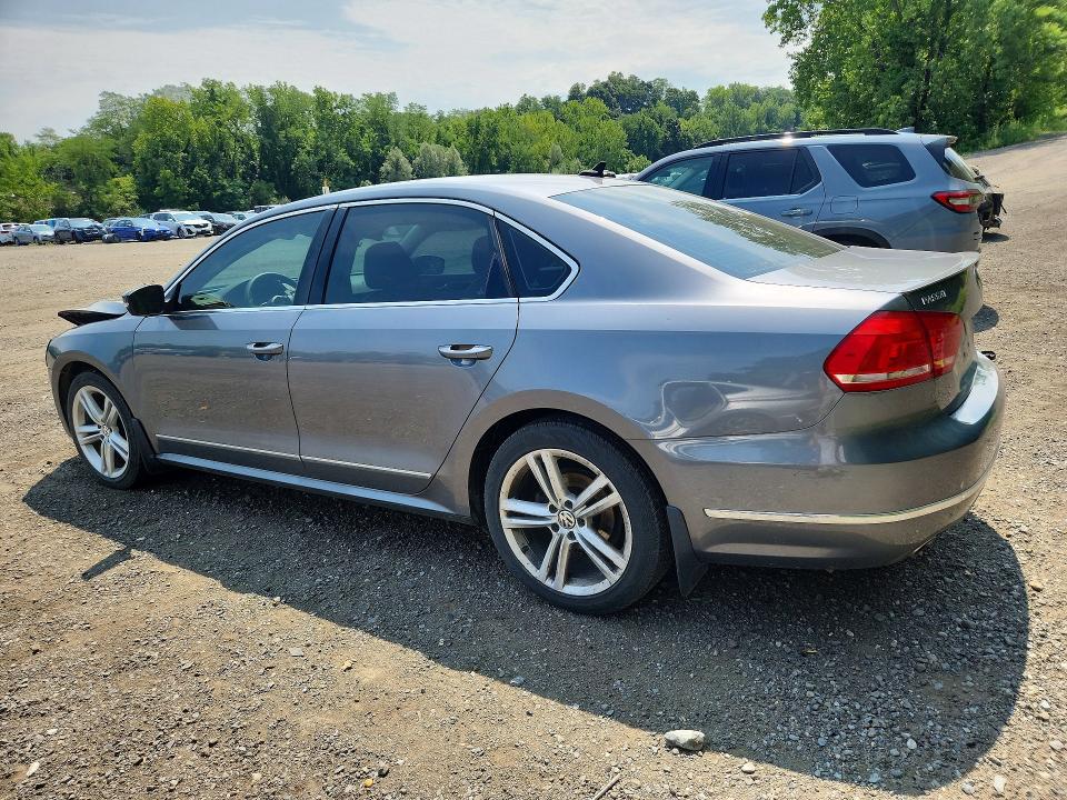 Продажа на аукционе авто 2015 Volkswagen Passat, vin: 1VWCV7A33FC052999, номер лота: 64199846