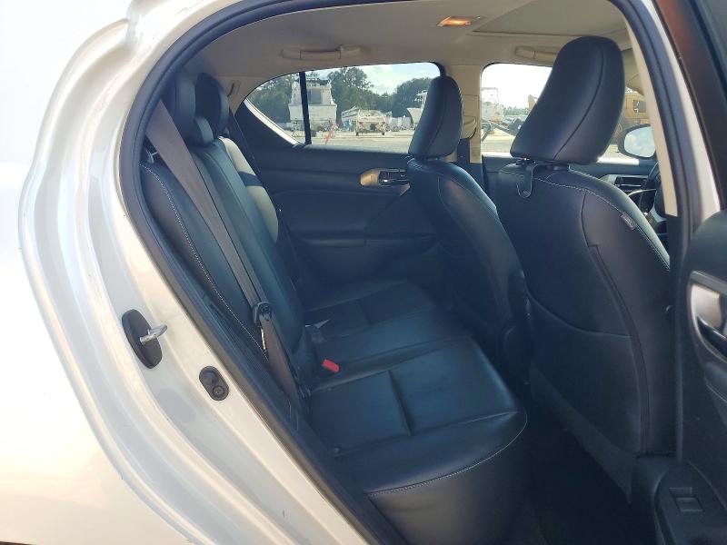 Продажа на аукционе авто 2015 Lexus Ct, vin: JTHKD5BH1F2237122, номер лота: 67157006