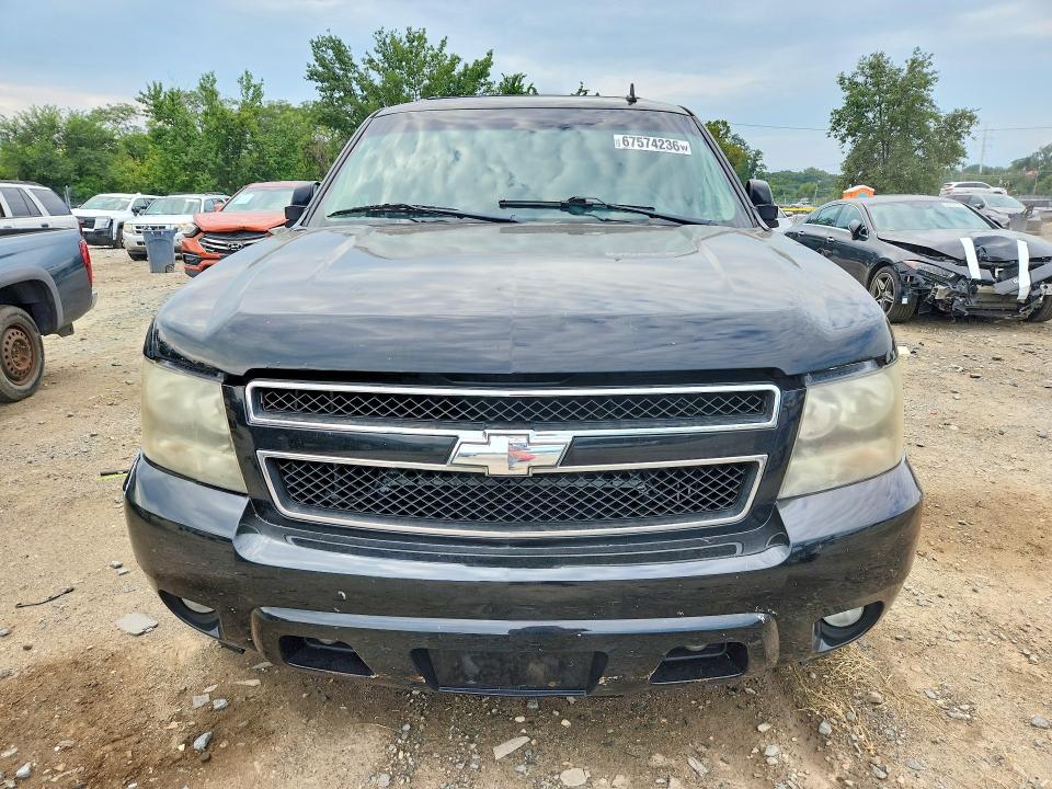 Продажа на аукционе авто 2009 Chevrolet Suburban, vin: 1GNFK26389R233299, номер лота: 67574236