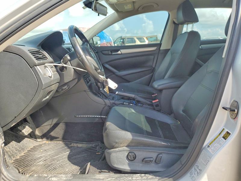 Продажа на аукционе авто 2015 Volkswagen Passat, vin: 1VWAT7A31FC002731, номер лота: 63746796