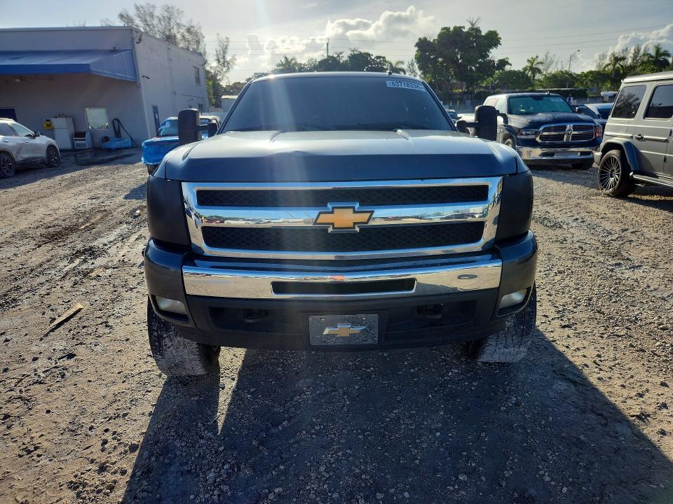 Продаж на аукціоні авто 2011 Chevrolet Silverado, vin: 1GCPKSE31BF152862, номер лоту: 63718336